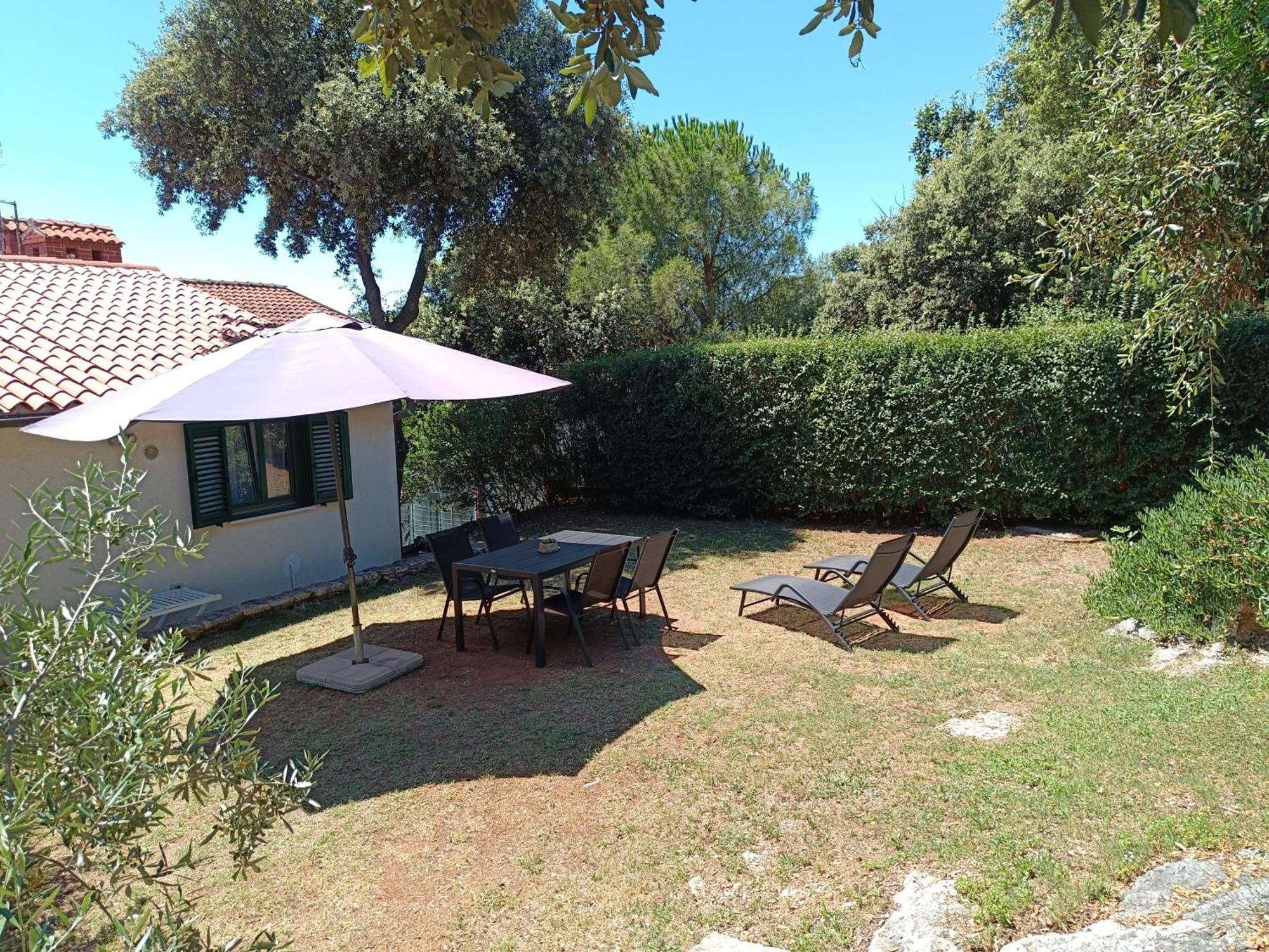 Apartmán Garden Pjescana Uvala Exteriér fotografie