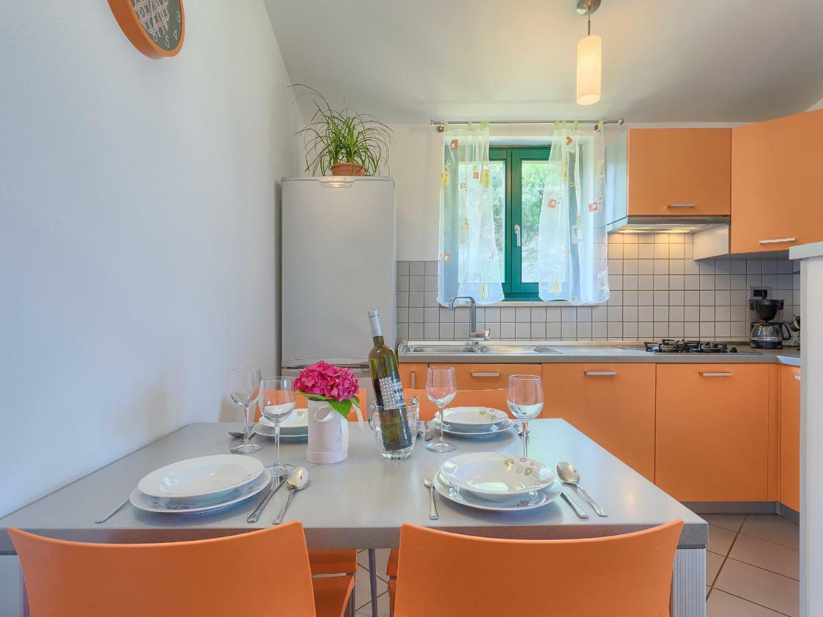 Apartmán Garden Pjescana Uvala Exteriér fotografie
