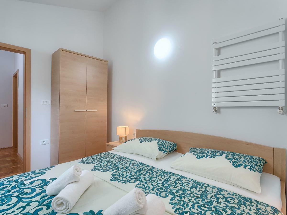 Apartmán Garden Pjescana Uvala Exteriér fotografie