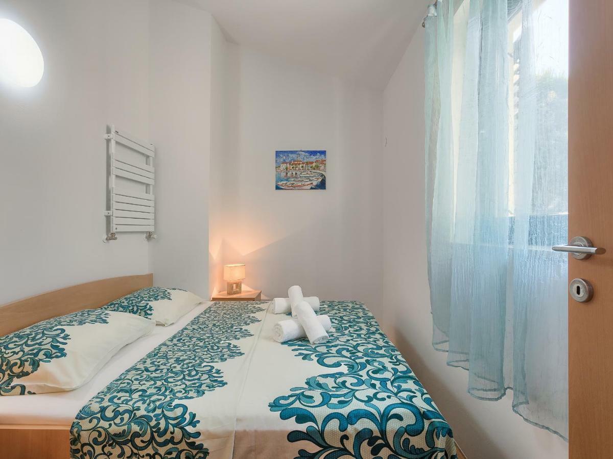 Apartmán Garden Pjescana Uvala Exteriér fotografie